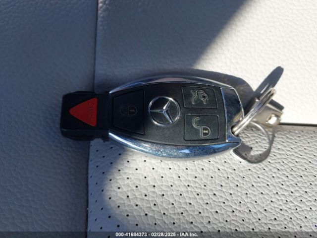 2016 MERCEDES-BENZ E 350 WDDHF5KB5GB219750 Photo 10