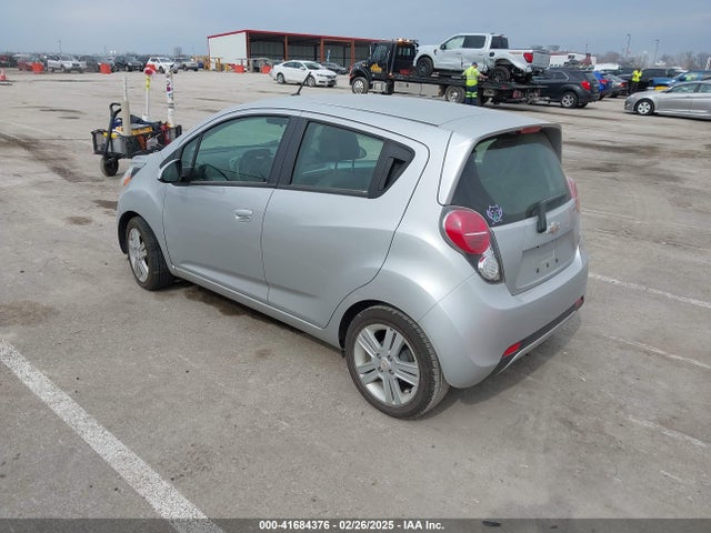 Chevrolet Spark 1lt Cvt 2015 KL8CD6S99FC726097 Image 3