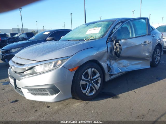 2HGFC2F58JH571072 Honda Civic Lx