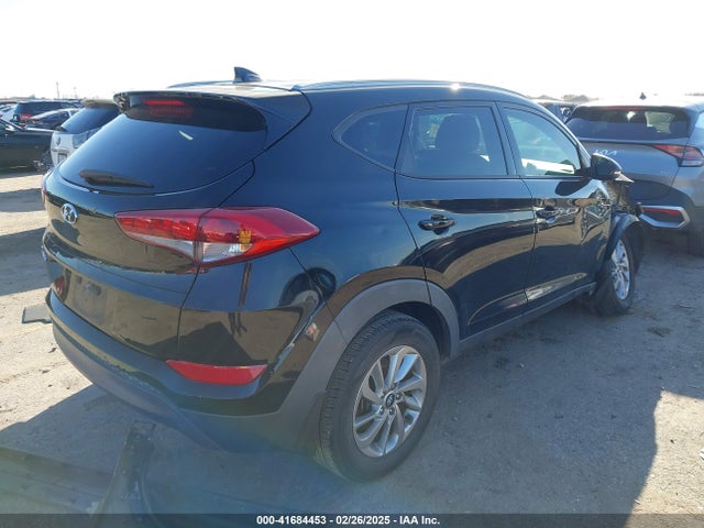 KM8J33A46JU779828 Hyundai Tucson Sel Plus