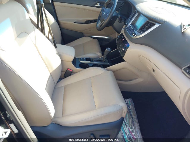 KM8J33A46JU779828 Hyundai Tucson Sel Plus