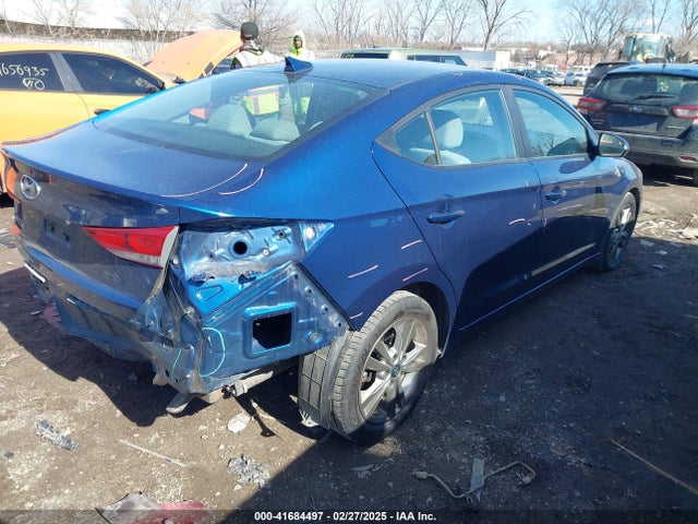 5NPD84LF2JH239961 Hyundai ELANTRA SEL