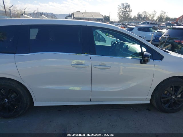 Honda Odyssey Sport 2024 5FNRL6H70RB061575 Image 14