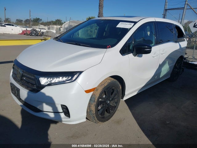 Honda Odyssey Sport 2024 5FNRL6H70RB061575 Image 2