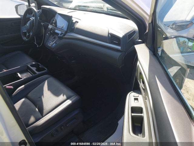 Honda Odyssey Sport 2024 5FNRL6H70RB061575 Image 5