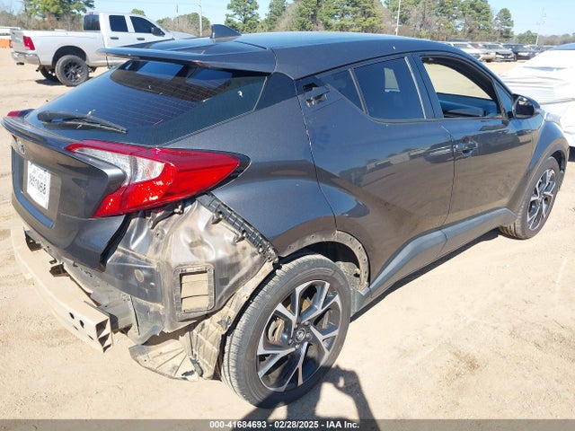NMTKHMBXXJR021230 Toyota 3zr-fae