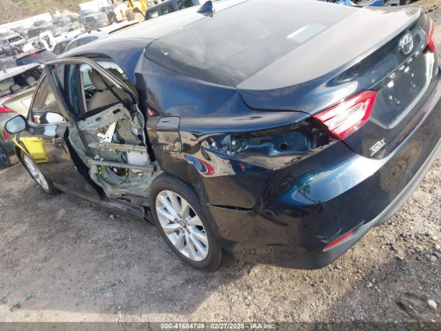 4T1B11HK0KU759885 Toyota CAMRY LE
