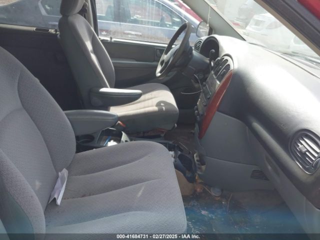2007 CHRYSLER TOWN & COUNTRY 1A4GJ45R57B120394 Photo 4