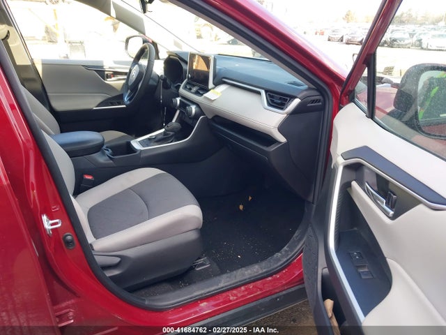 2T3RWRFV8RW209945 Toyota Rav4 Hybrid Xle