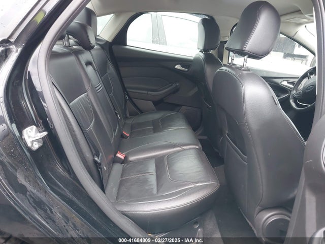 Ford FOCUS SE 2016 1FADP3F20GL382147 Image 8