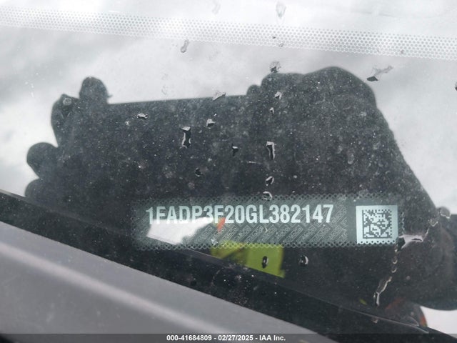 Ford FOCUS SE 2016 1FADP3F20GL382147 Image 9