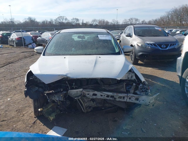 Ford FOCUS SE 2015 1FADP3K29FL288479 Image 12