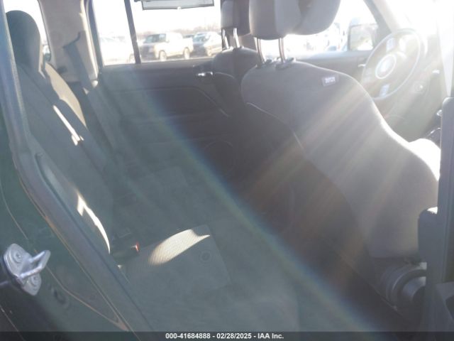 1C4NJPBB6GD703468 Jeep Patriot Sport