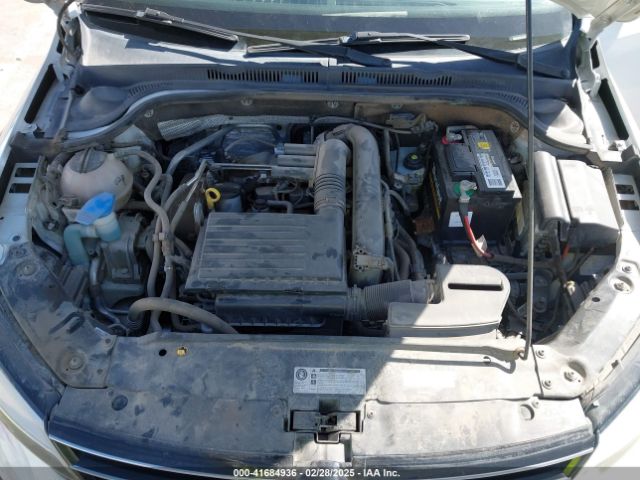 3VW2B7AJ5HM207945 Volkswagen Jetta 1.4t S