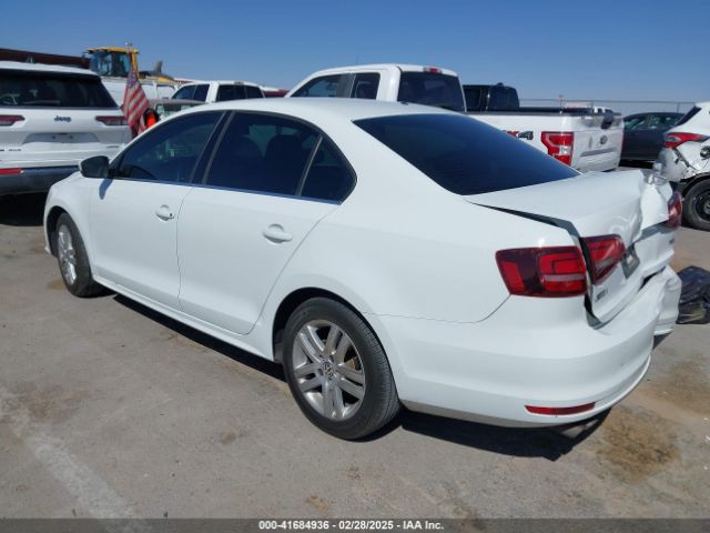 3VW2B7AJ5HM207945 Volkswagen Jetta 1.4t S