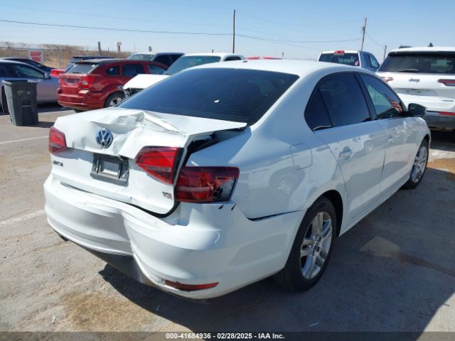 3VW2B7AJ5HM207945 Volkswagen Jetta 1.4t S