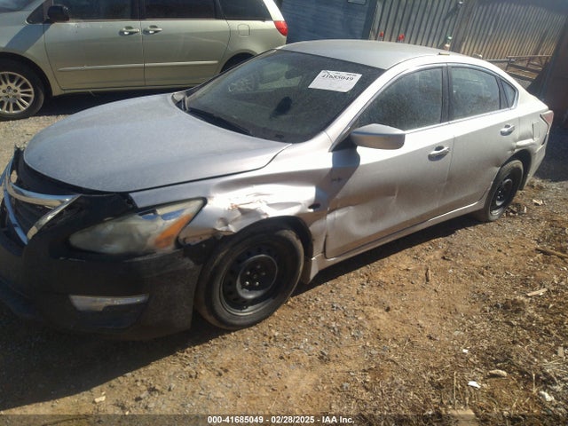 Nissan Altima 2.5 S 2015 1N4AL3AP0FC202634 Image 2
