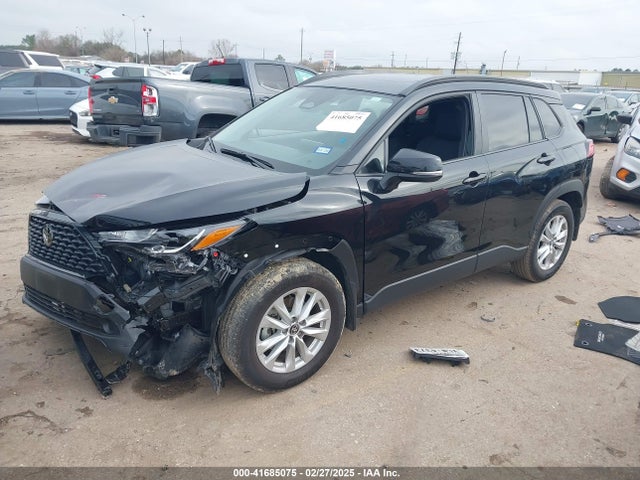 7MUBAAAG6RV084042 Toyota Corolla Cross Le