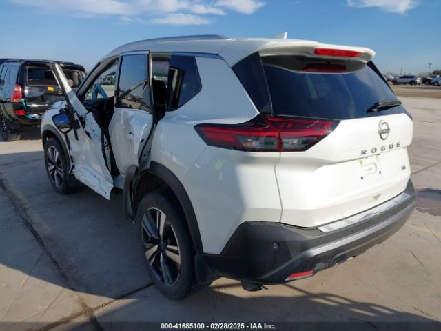 5N1BT3CA1PC827774 Nissan Rogue Sl Fwd