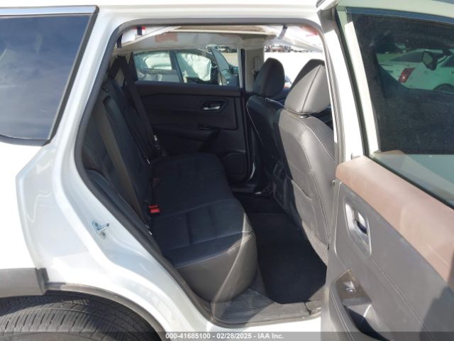 5N1BT3CA1PC827774 Nissan Rogue Sl Fwd