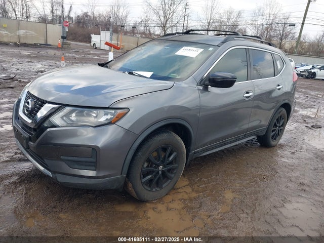 Nissan ROGUE SV 2017 5N1AT2MV7HC801057 Image 2