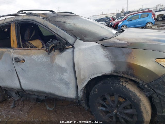 Nissan ROGUE SV 2017 5N1AT2MV7HC801057 Image 6