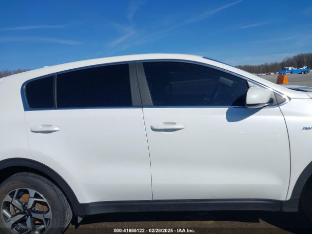 KNDPMCAC8N7957004 KIA Sportage Lx