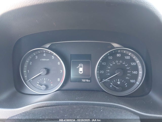 5NPD84LF7JH221939 Hyundai ELANTRA SEL