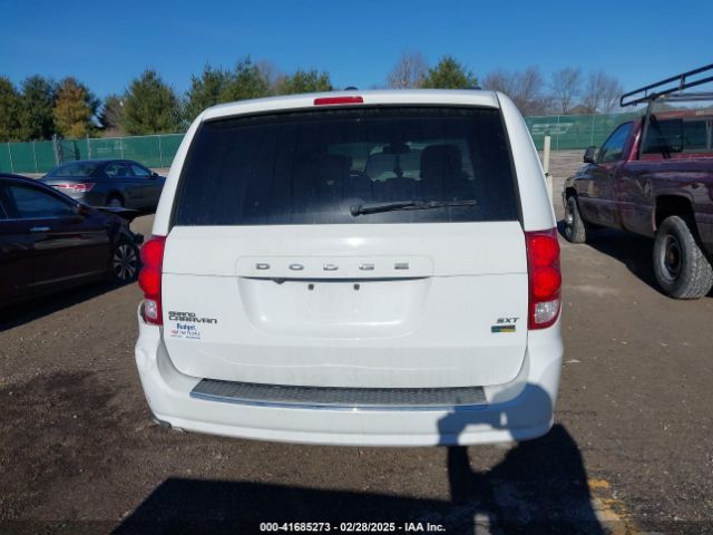 2C4RDGCG3KR752667 Dodge Grand Caravan Sxt