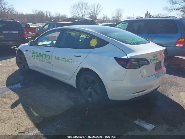 2021 TESLA MODEL 3 5YJ3E1EA0MF009620 Photo 2