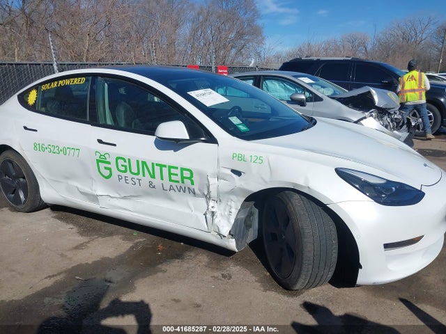 2021 TESLA MODEL 3 5YJ3E1EA0MF009620 Photo 5