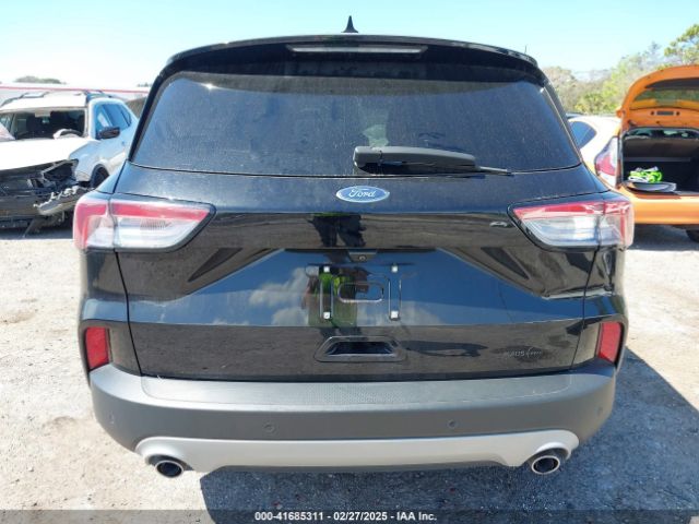 1FMCU0H61NUA67745 Ford ESCAPE SEL
