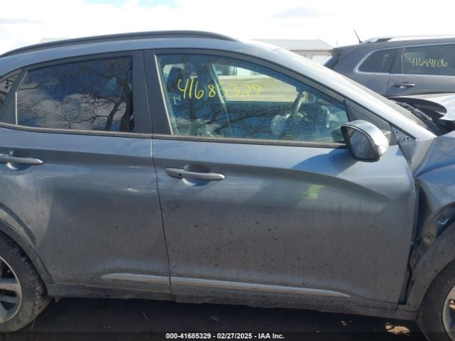 KM8K3CA52MU729266 Hyundai Kona Limited