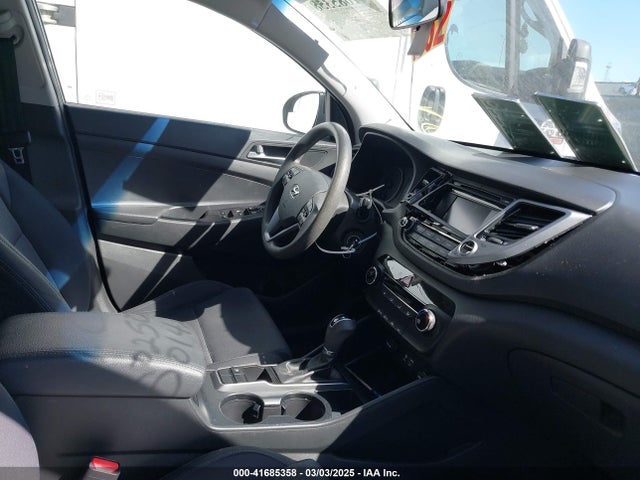 Hyundai TUCSON SE 2017 KM8J23A40HU407804 Image 5