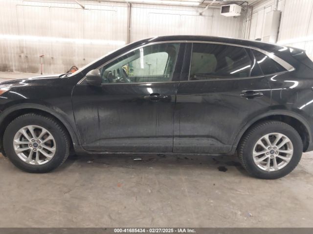 1FMCU9BZ2NUA37919 Ford Escape Se Hybrid