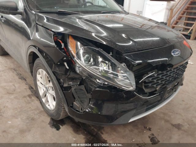 1FMCU9BZ2NUA37919 Ford Escape Se Hybrid