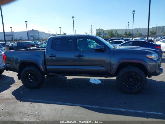 3TMAZ5CN0JM077058 Toyota Tacoma Trd Sport