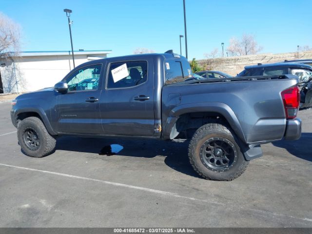 3TMAZ5CN0JM077058 Toyota Tacoma Trd Sport