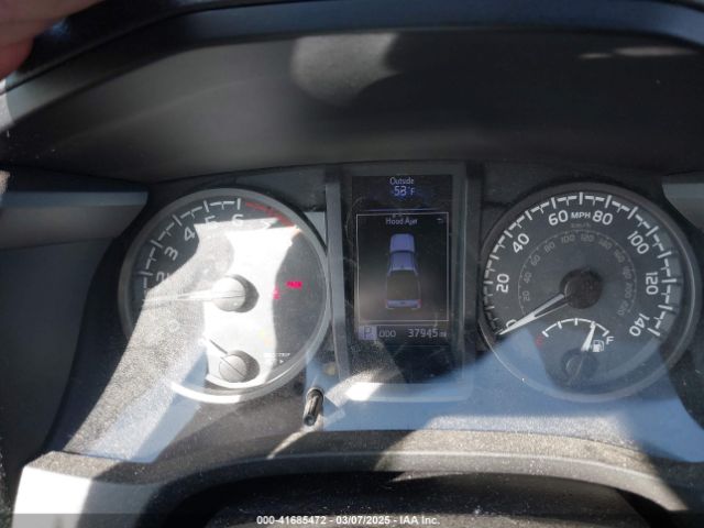 3TMAZ5CN0JM077058 Toyota Tacoma Trd Sport
