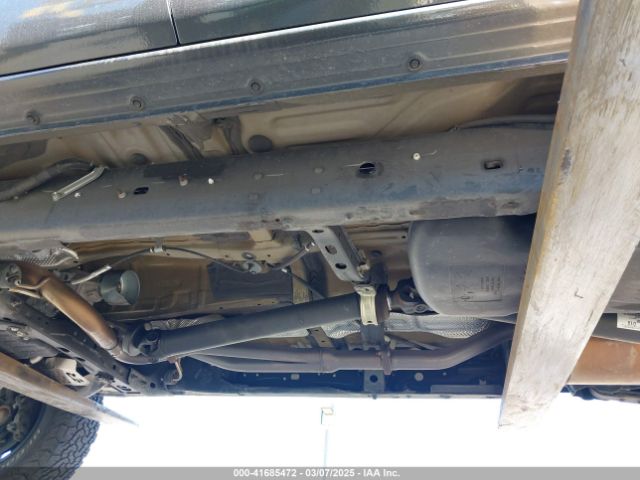3TMAZ5CN0JM077058 Toyota Tacoma Trd Sport