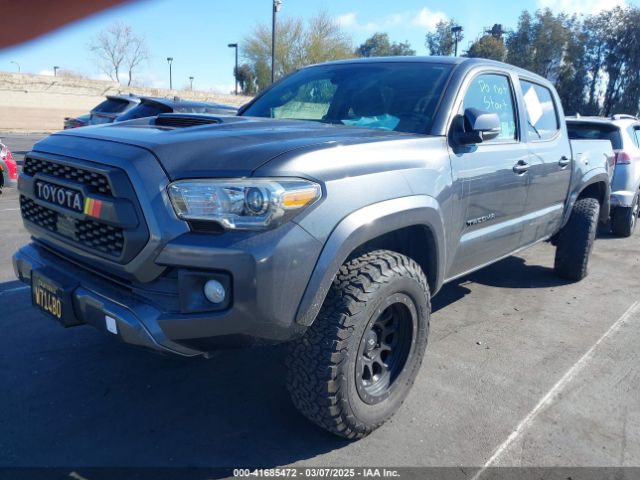 3TMAZ5CN0JM077058 Toyota Tacoma Trd Sport