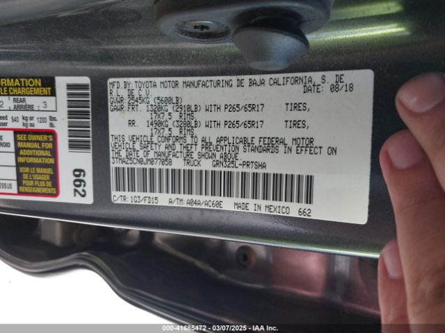 3TMAZ5CN0JM077058 Toyota Tacoma Trd Sport