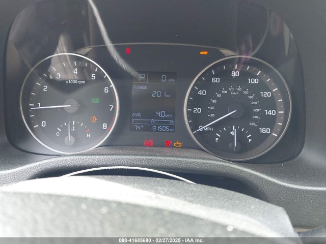 5NPD74LF1JH342081 Hyundai ELANTRA SE