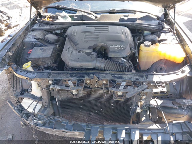 2C3CDZGG9JH184249 Dodge Challenger Gt Awd