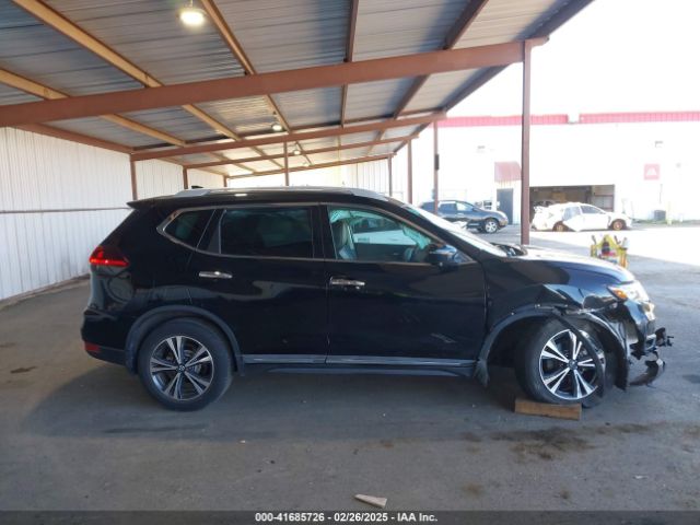 5N1AT2MTXJC832517 Nissan Rogue Sl