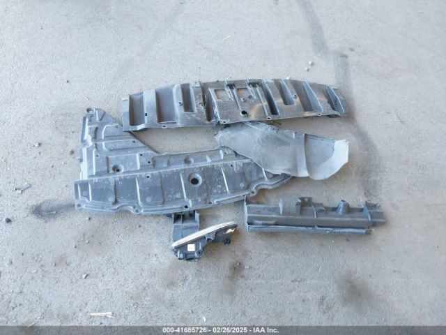 5N1AT2MTXJC832517 Nissan Rogue Sl