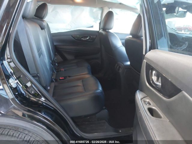 5N1AT2MTXJC832517 Nissan Rogue Sl
