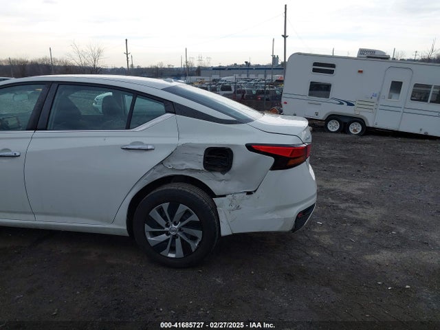 1N4BL4BW2KC142303 Nissan Altima 2.5 S