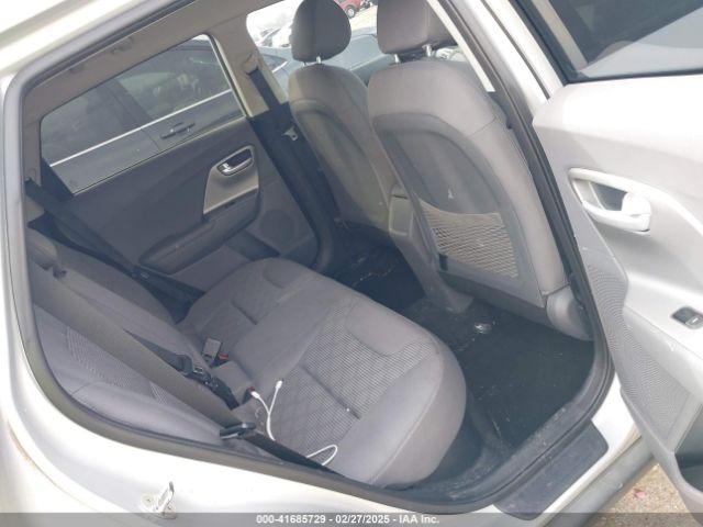 KNDCB3LC0K5276280 KIA NIRO LX
