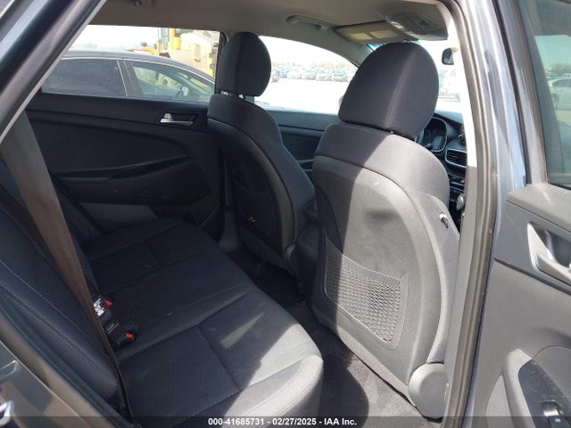 Hyundai TUCSON SE 2019 KM8J2CA42KU923315 Image 8